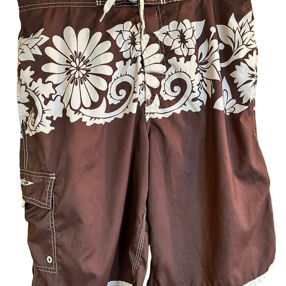 Speedo men’s swim/board trunks size L - Picture 3 of 6